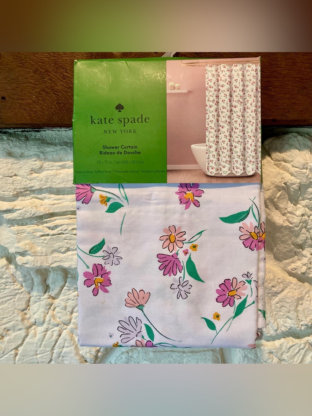 New with tags- Kate Spade New York 72” x 72” “dreamy daisy” shower curtain